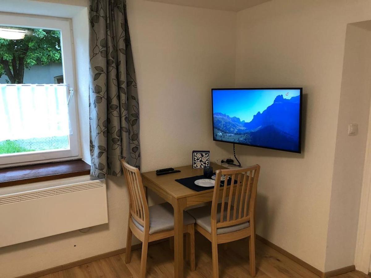 Kleines Nest Im Zentrum, Eigener Eingang, Parkplatz, Kostenloses Wlan Дорнбірн Екстер'єр фото